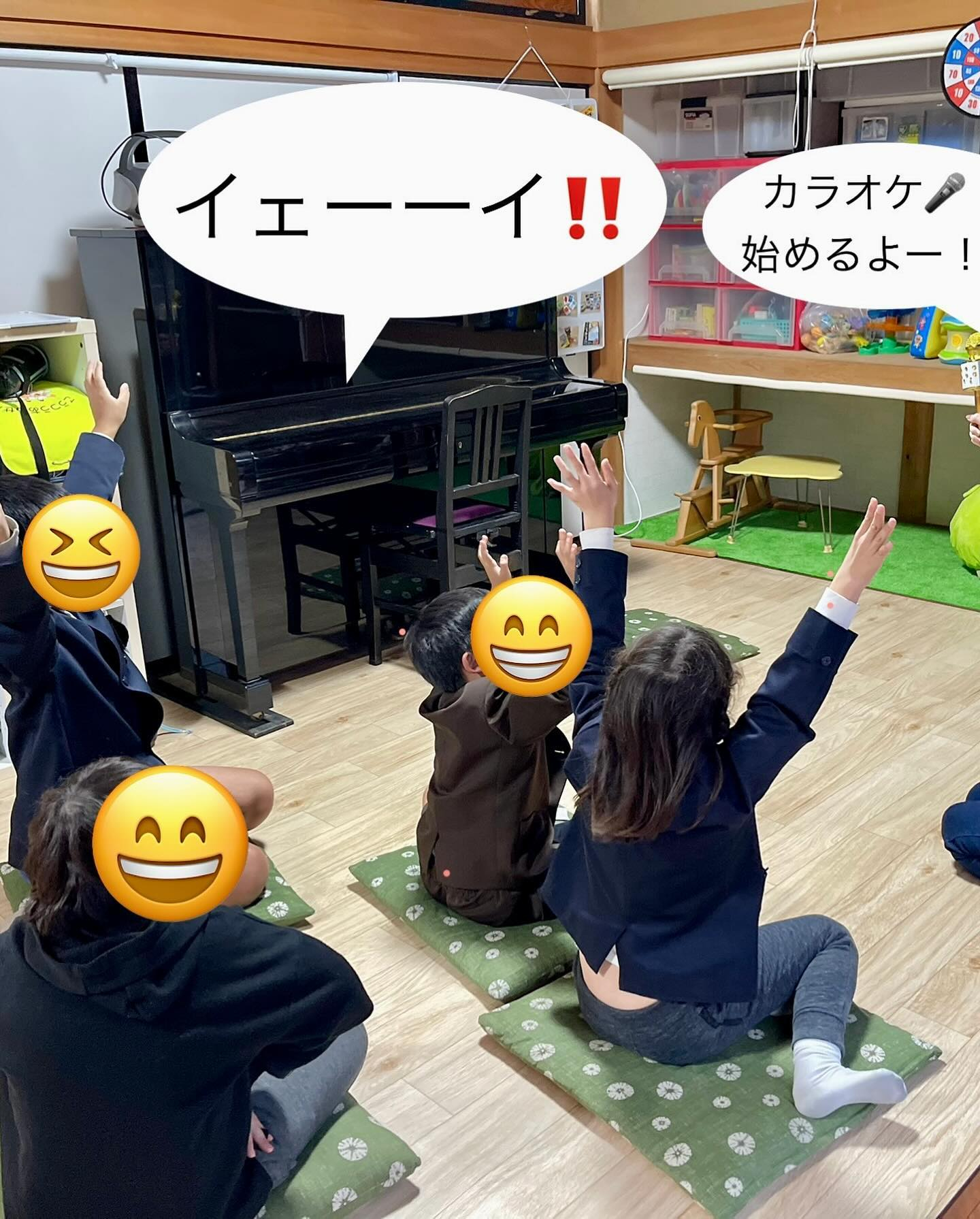 今日は皆でクリスマスの飾りつけをしました。