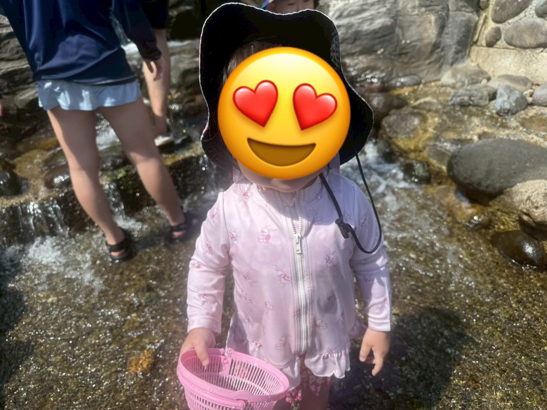 今日は待ちに待った初めての川遊び🌊👟✨