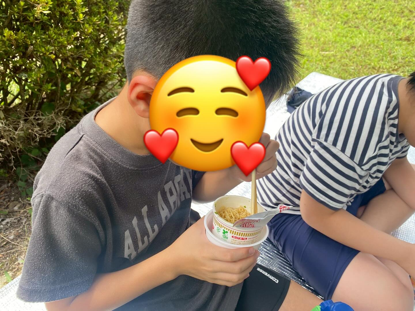 今回のお出かけは、子どもたちにとって初めての川遊び!