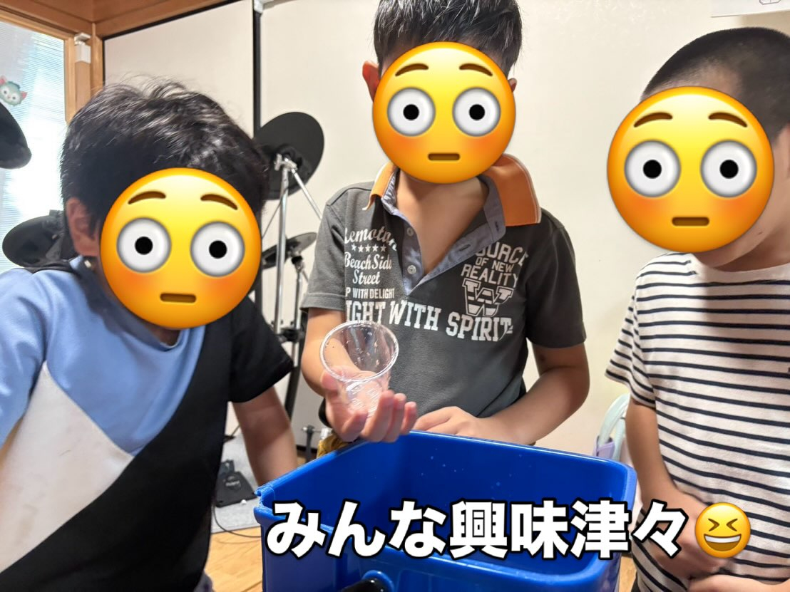 ⁡